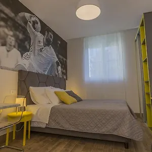  Guest house Hall Apart&rooms